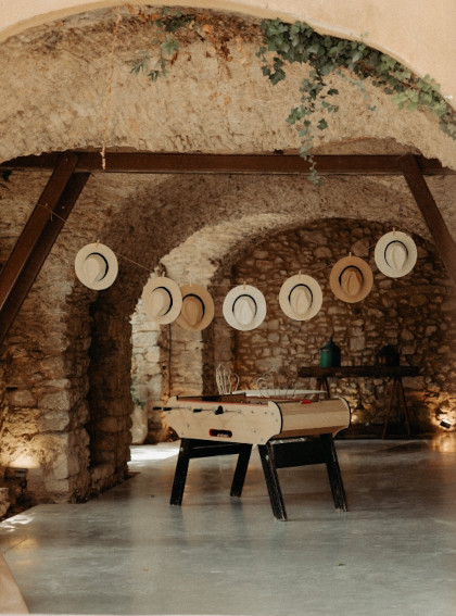 domaine-reception-aix-en-provence-espace-exterieur-terrasse-abritee